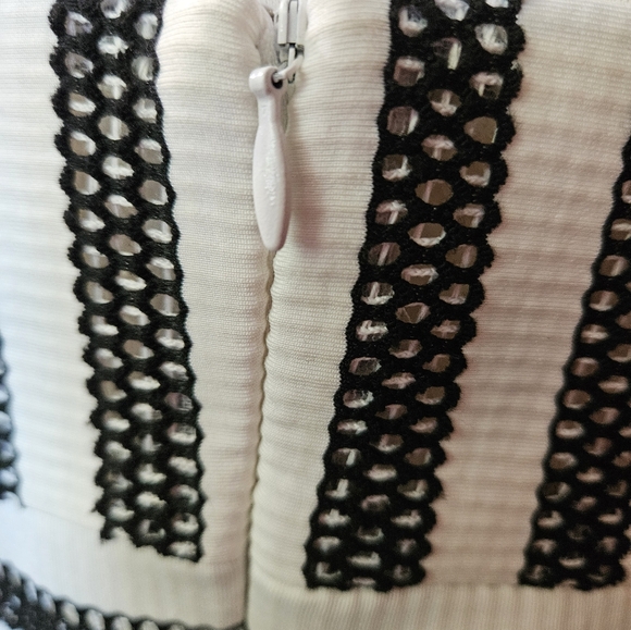 Trina Turk Cubanito Halter Dress, size 2 - Picture 4 of 8